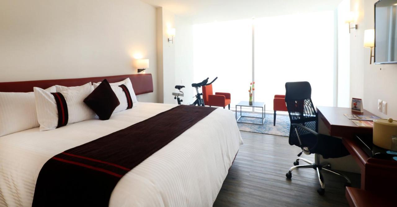 Mision Express San Juan Del Rio Hotel ภายนอก รูปภาพ