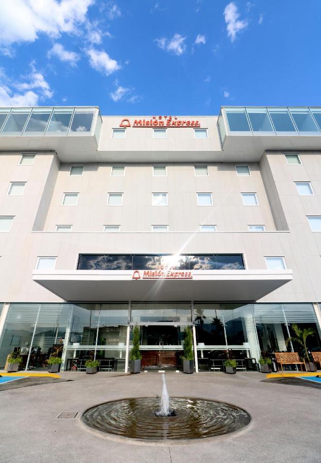 Mision Express San Juan Del Rio Hotel ภายนอก รูปภาพ