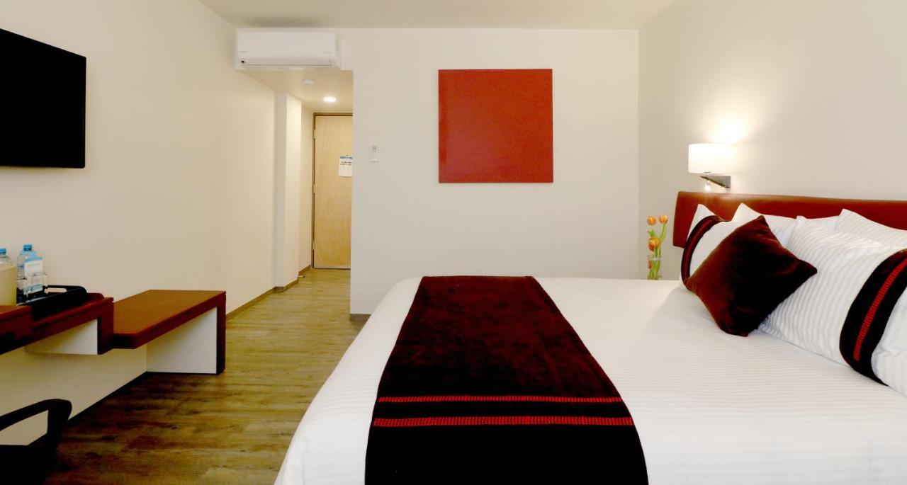 Mision Express San Juan Del Rio Hotel ภายนอก รูปภาพ