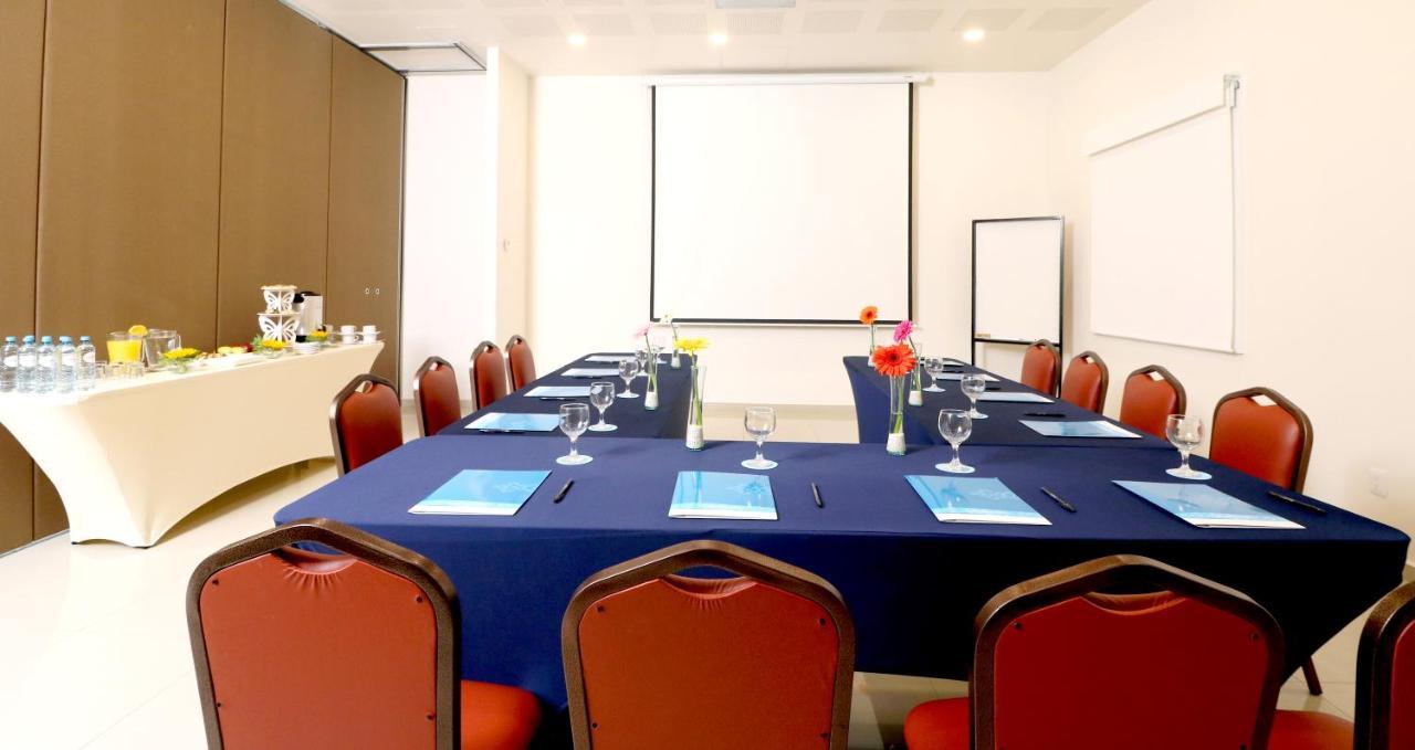 Mision Express San Juan Del Rio Hotel ภายนอก รูปภาพ